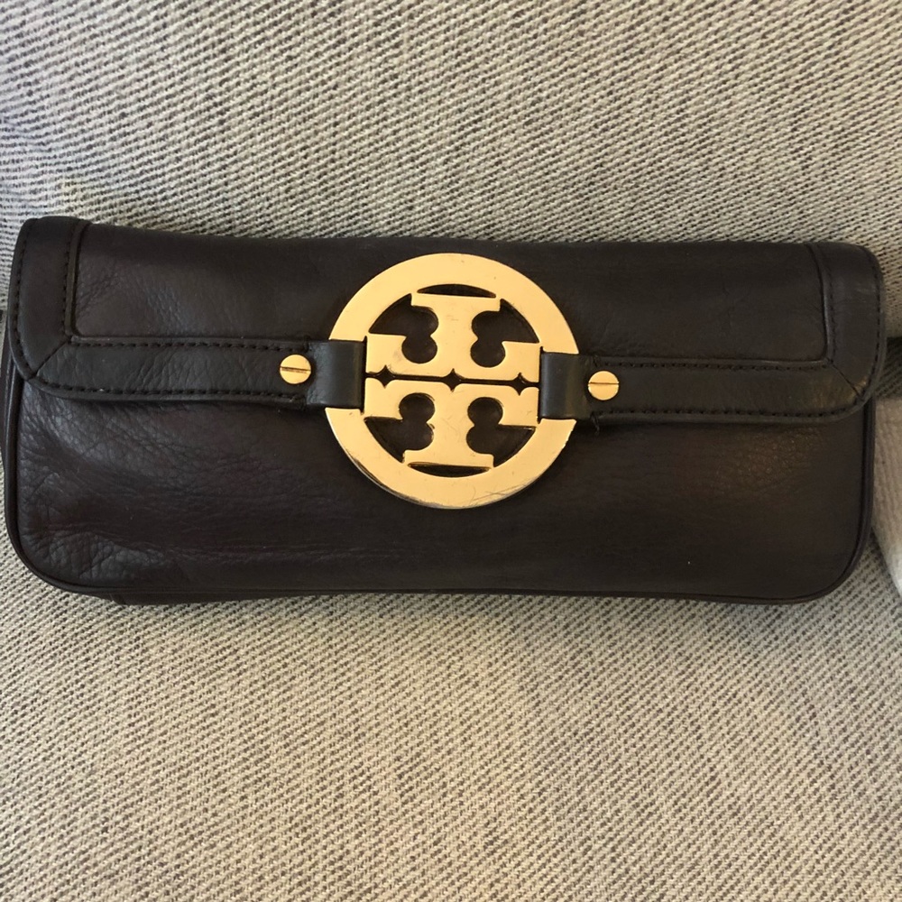 Tory Burch 100% leather clutch